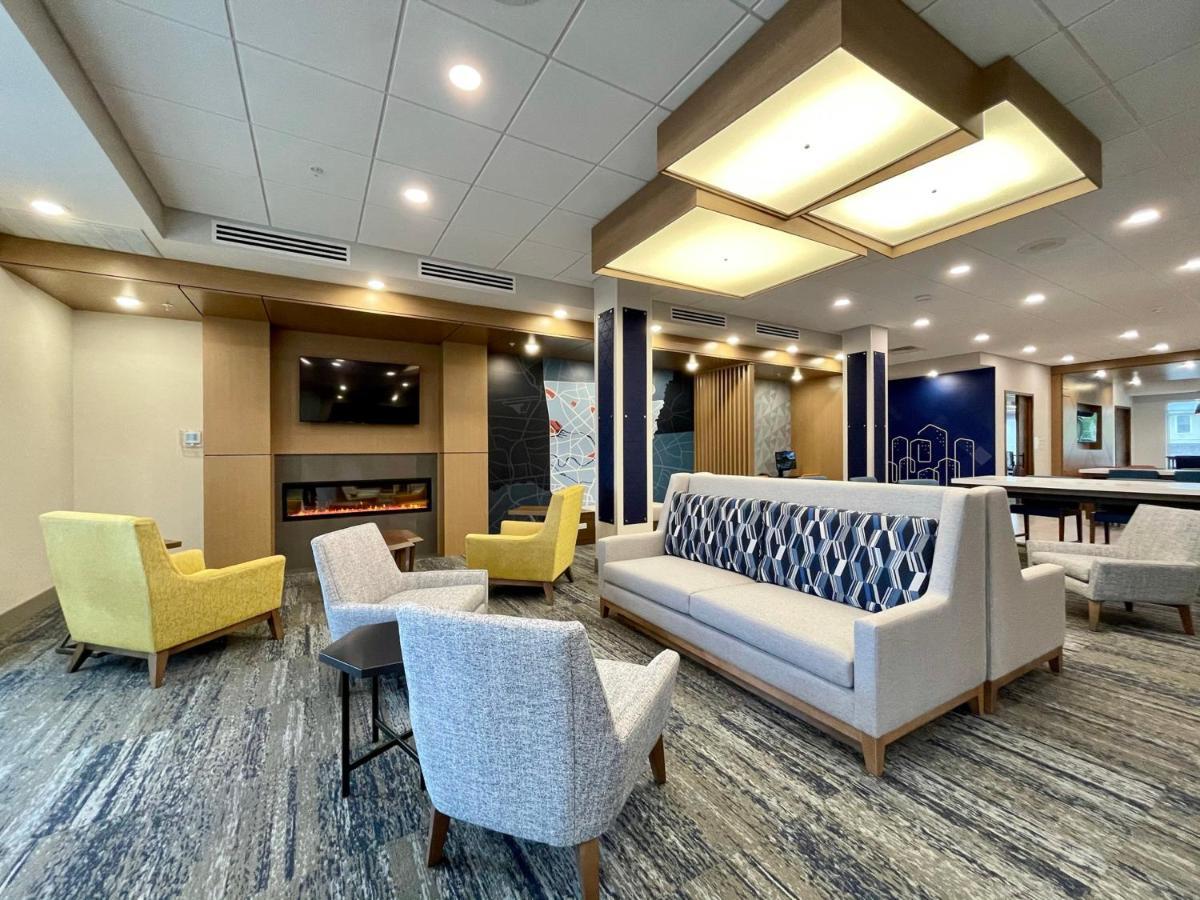 Holiday Inn Express & Suites - Ft. Smith - Airport By Ihg Fort Smith Extérieur photo