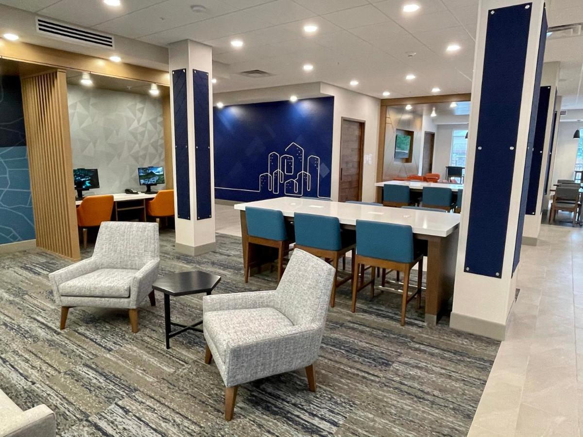 Holiday Inn Express & Suites - Ft. Smith - Airport By Ihg Fort Smith Extérieur photo