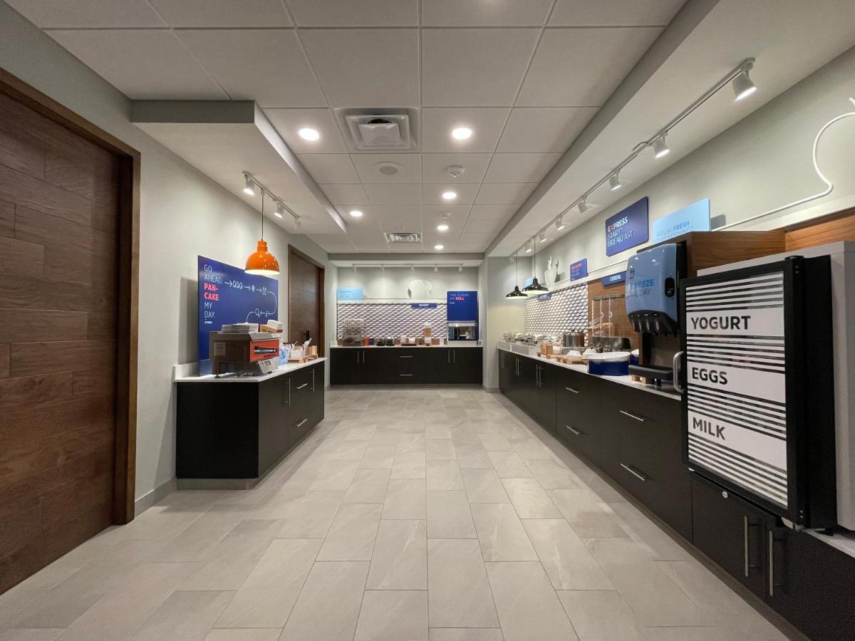 Holiday Inn Express & Suites - Ft. Smith - Airport By Ihg Fort Smith Extérieur photo