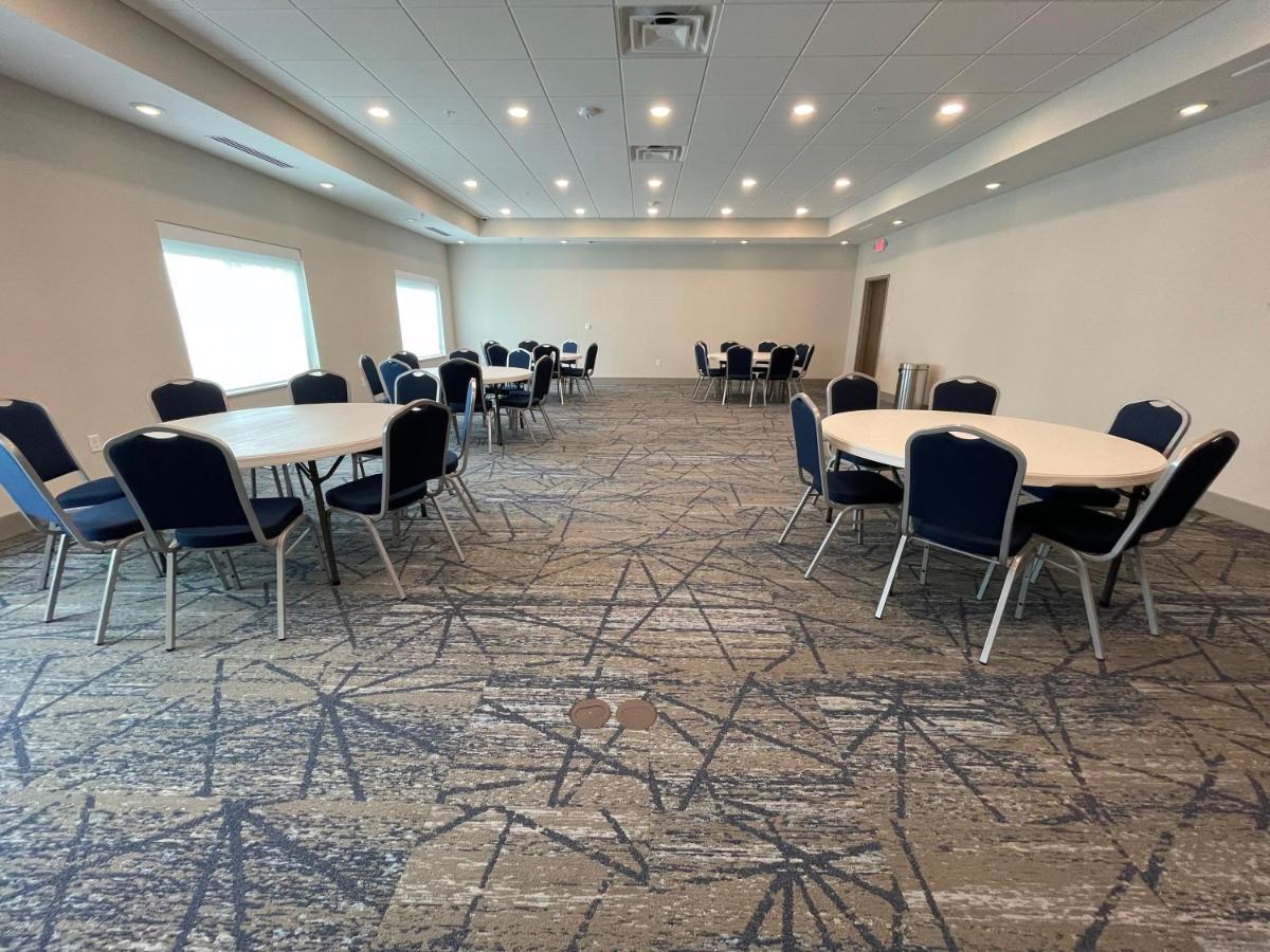 Holiday Inn Express & Suites - Ft. Smith - Airport By Ihg Fort Smith Extérieur photo