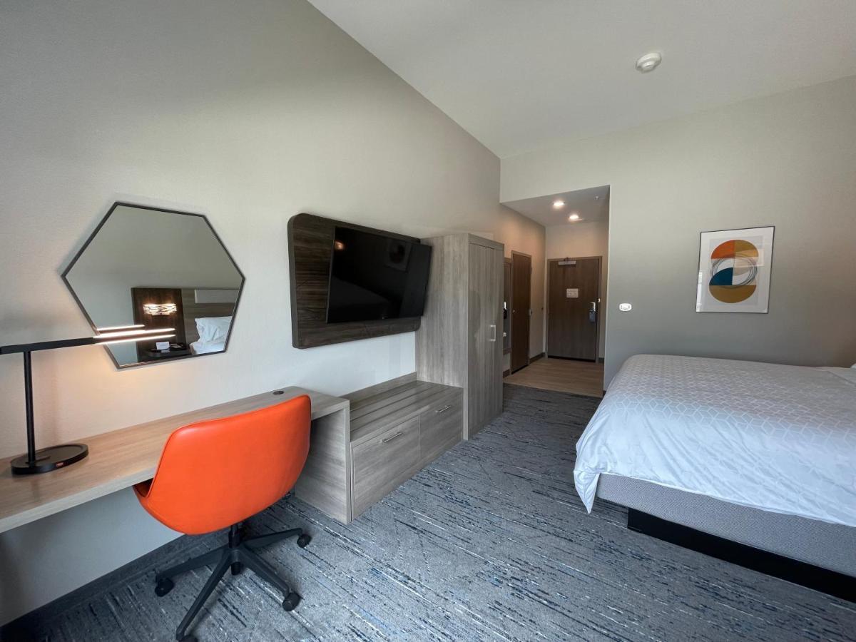 Holiday Inn Express & Suites - Ft. Smith - Airport By Ihg Fort Smith Extérieur photo