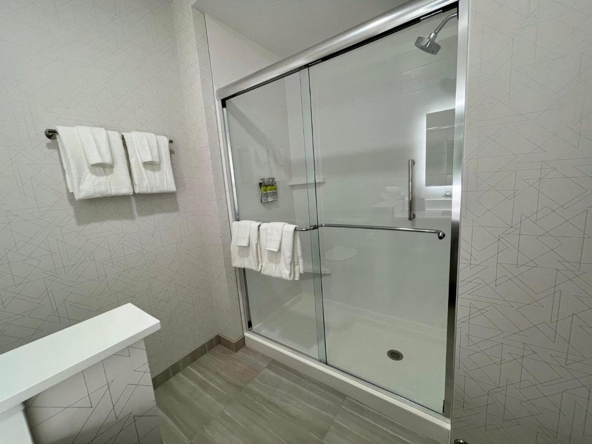 Holiday Inn Express & Suites - Ft. Smith - Airport By Ihg Fort Smith Extérieur photo