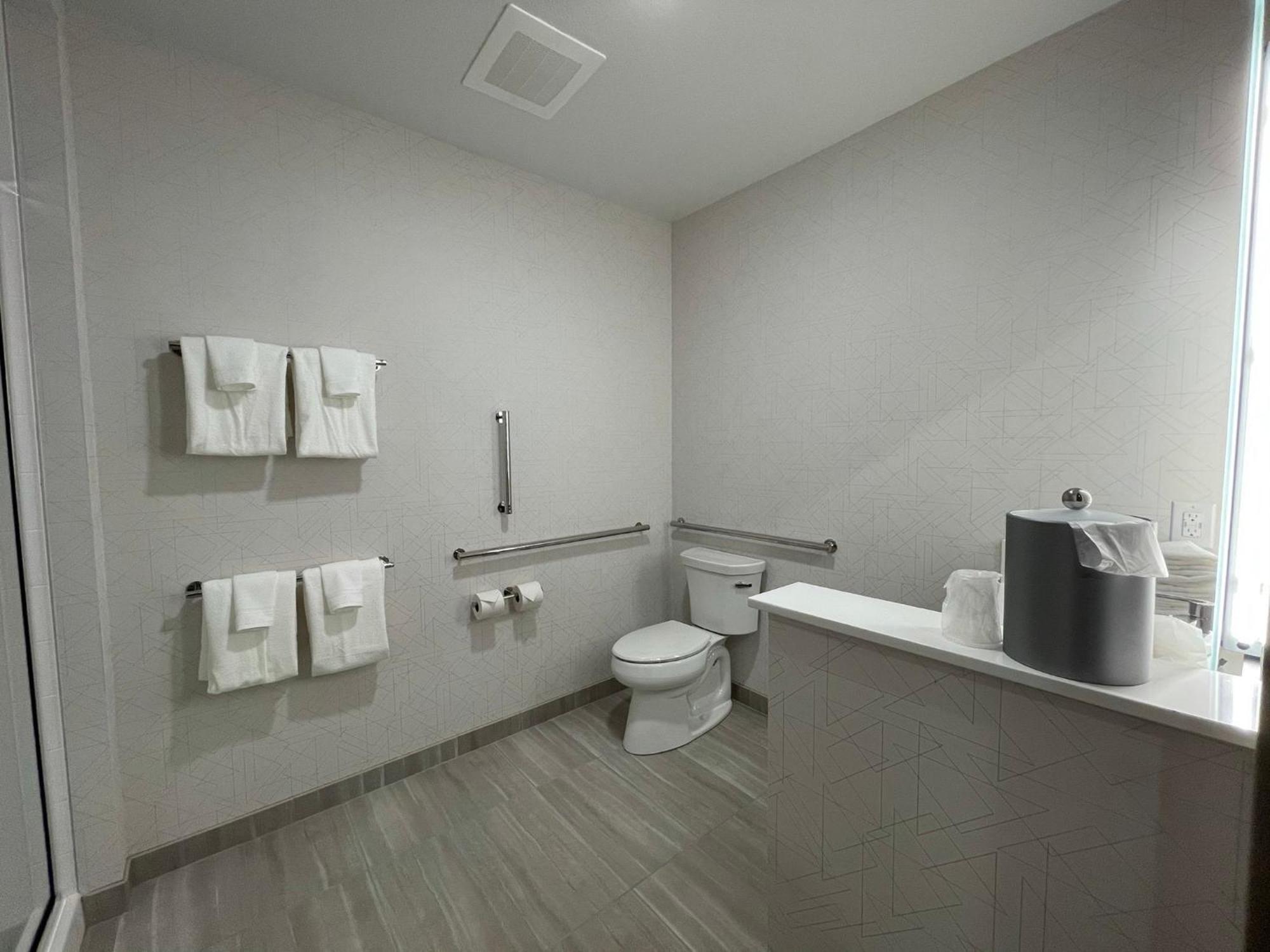 Holiday Inn Express & Suites - Ft. Smith - Airport By Ihg Fort Smith Extérieur photo